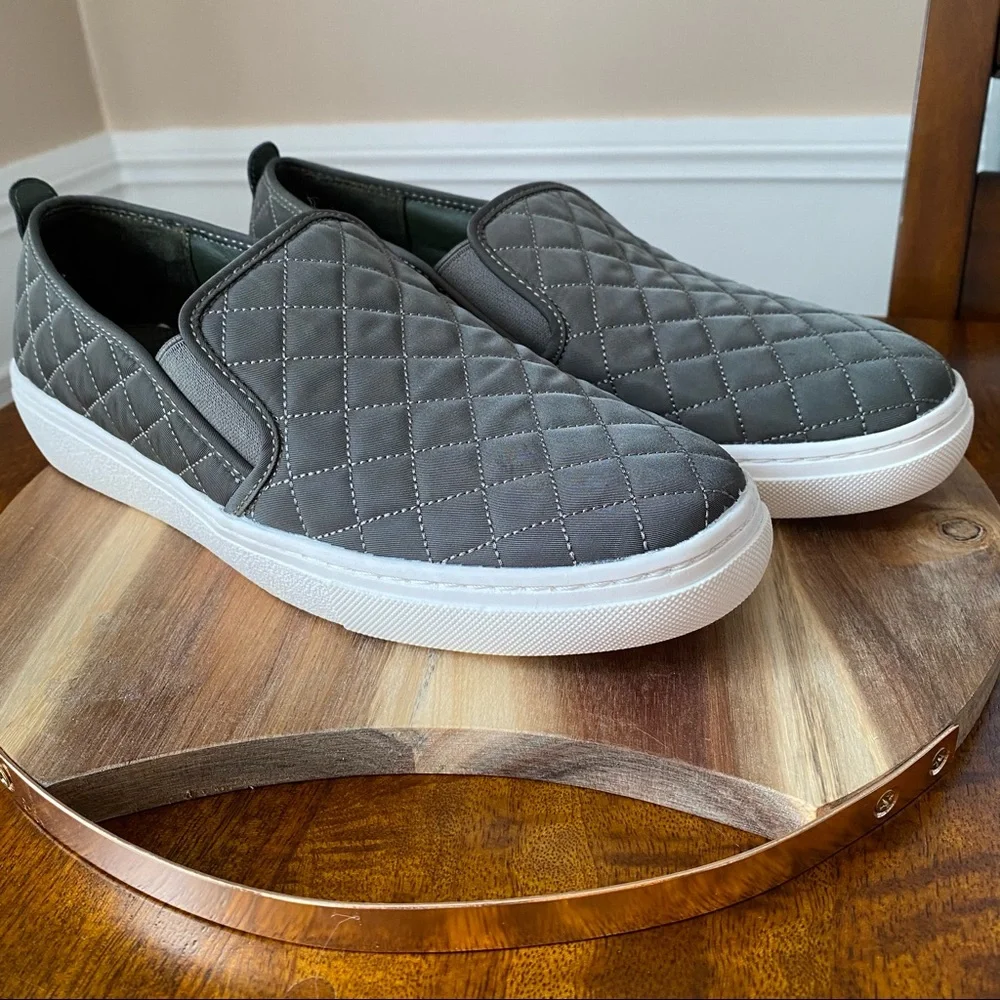 Sketchers Street Goldie-Nylon Quilted Sneaker - Picture 4 of 7